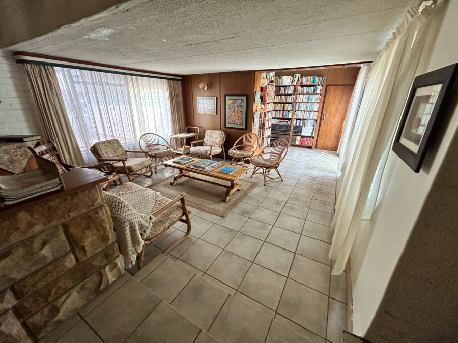 4 Bedroom Property for Sale in Hospitaalheuwel Free State